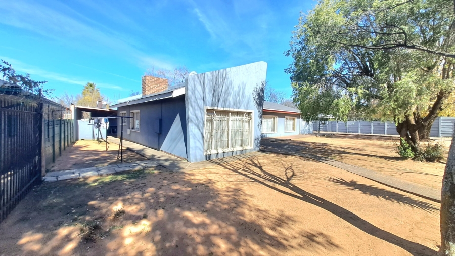 9 Bedroom Property for Sale in Universitas Free State